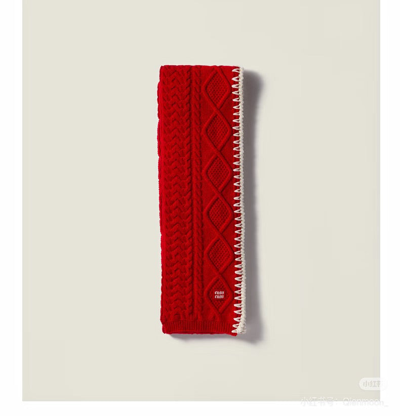 Miu Miu Style Cable-Knit Contrast Stitch Scarf